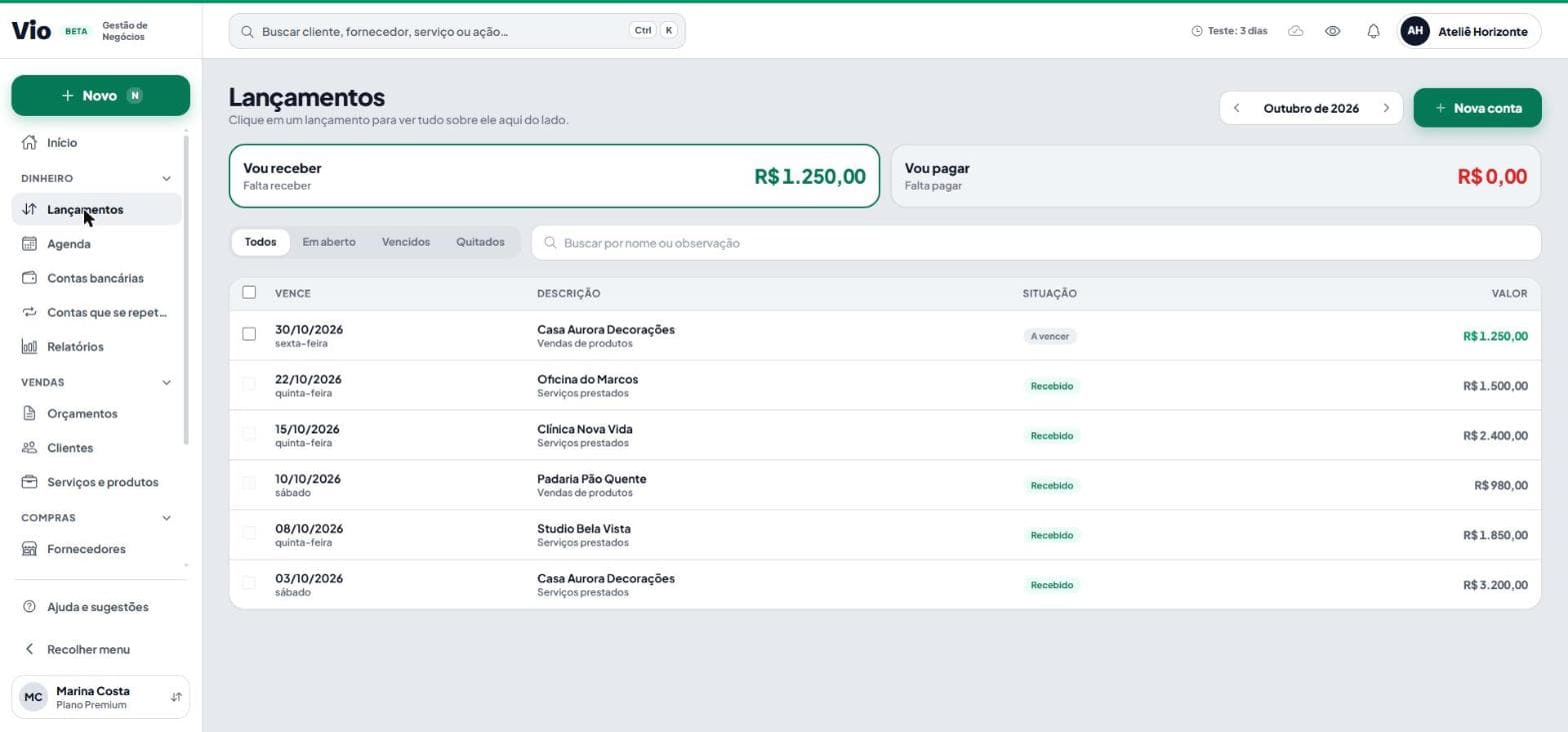 Tela de lançamentos da plataforma web do VIO com contas a receber e situação de cada uma